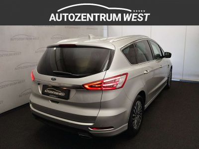 Ford S-MAX Gebrauchtwagen
