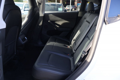 Tesla Model Y Gebrauchtwagen Tesla Model Y Gebrauchtwagen