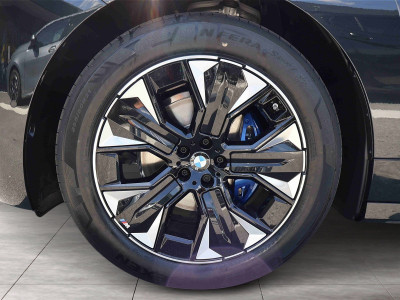 BMW iX Vorführwagen BMW iX Vorführwagen