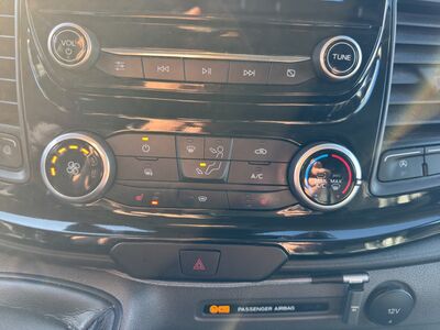 Ford Transit Custom Gebrauchtwagen