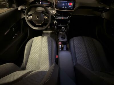 Peugeot 2008 Vorführwagen Peugeot 2008 Vorführwagen