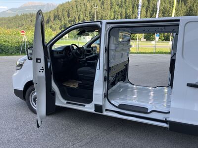 Nissan Primastar Gebrauchtwagen