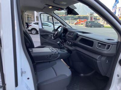 Nissan Primastar Gebrauchtwagen