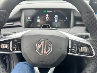 MG MGS5 EV Vorführwagen