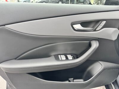 MG MGS5 EV Vorführwagen