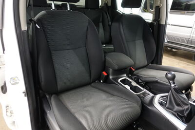 Nissan Navara Gebrauchtwagen Nissan Navara Gebrauchtwagen