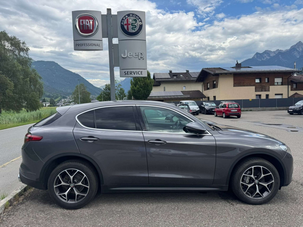 Alfa Romeo Stelvio Gebrauchtwagen