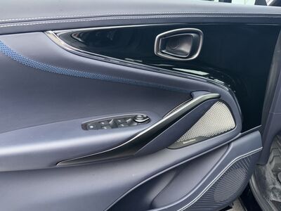 Aston Martin DBX Gebrauchtwagen Aston Martin DBX Gebrauchtwagen