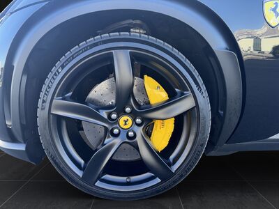 Ferrari Purosangue Gebrauchtwagen