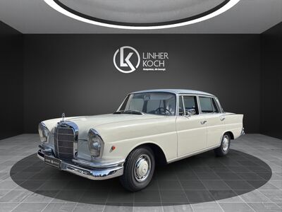 Mercedes-Benz 220 Gebrauchtwagen