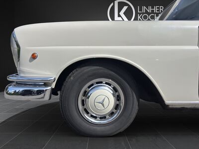 Mercedes-Benz 220 Gebrauchtwagen Mercedes-Benz 220 Gebrauchtwagen
