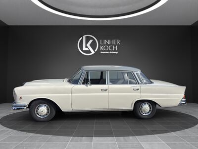 Mercedes-Benz 220 Gebrauchtwagen Mercedes-Benz 220 Gebrauchtwagen