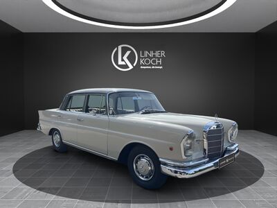 Mercedes-Benz 220 Gebrauchtwagen Mercedes-Benz 220 Gebrauchtwagen