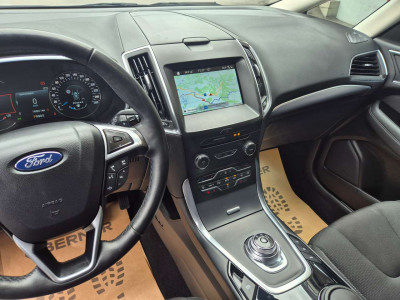 Ford S-MAX Gebrauchtwagen