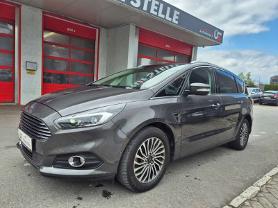 Ford S-MAX Gebrauchtwagen