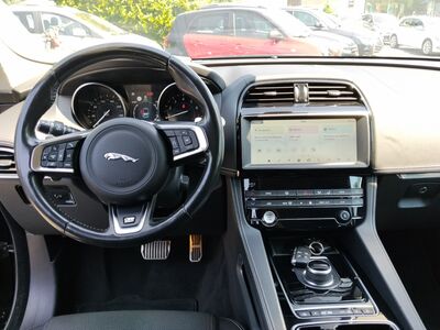 Jaguar F-Pace Gebrauchtwagen Jaguar F-Pace Gebrauchtwagen