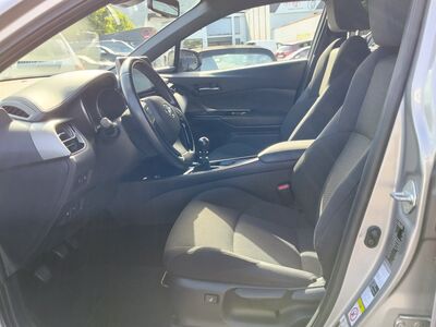 Toyota C-HR Gebrauchtwagen