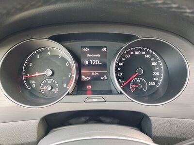 VW Golf Sportsvan Gebrauchtwagen VW Golf Sportsvan Gebrauchtwagen