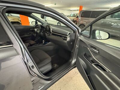 Toyota C-HR Gebrauchtwagen