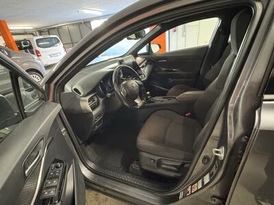 Toyota C-HR Gebrauchtwagen