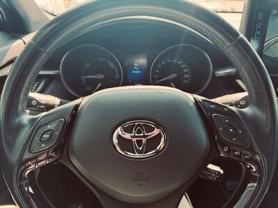 Toyota C-HR Gebrauchtwagen