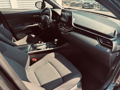 Toyota C-HR Gebrauchtwagen