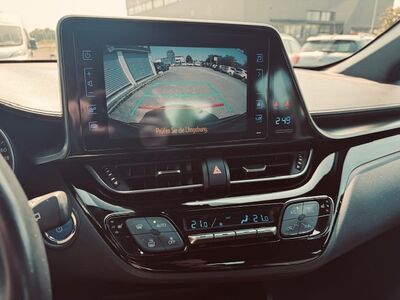 Toyota C-HR Gebrauchtwagen