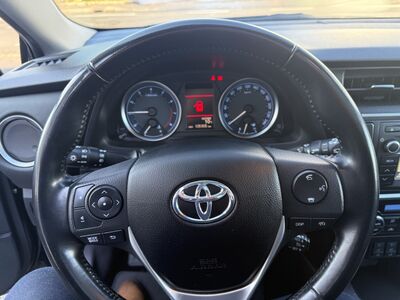 Toyota Auris Gebrauchtwagen Toyota Auris Gebrauchtwagen