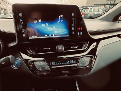 Toyota C-HR Gebrauchtwagen