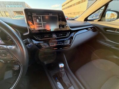 Toyota C-HR Gebrauchtwagen