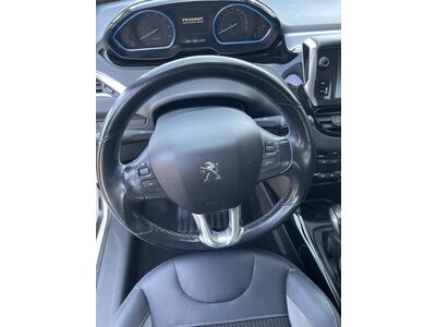 Peugeot 2008 Gebrauchtwagen
