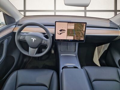 Tesla Model Y Gebrauchtwagen