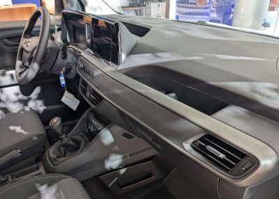 Ford Transit Courier Tageszulassung