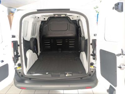 Ford Transit Courier Tageszulassung