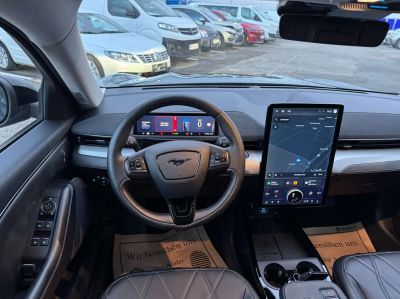 Ford Mustang Mach-E Gebrauchtwagen