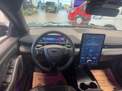 Ford Mustang Mach-E Neuwagen