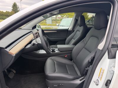 Tesla Model Y Gebrauchtwagen Tesla Model Y Gebrauchtwagen