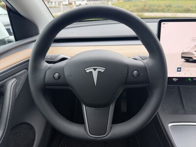 Tesla Model Y Gebrauchtwagen Tesla Model Y Gebrauchtwagen