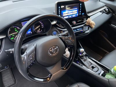 Toyota C-HR Gebrauchtwagen