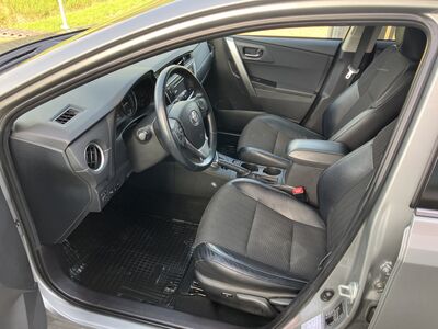 Toyota Auris Gebrauchtwagen