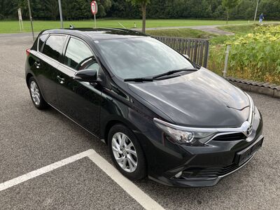 Toyota Auris Gebrauchtwagen