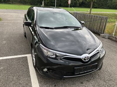 Toyota Auris Gebrauchtwagen