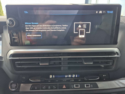 Peugeot Traveller Vorführwagen