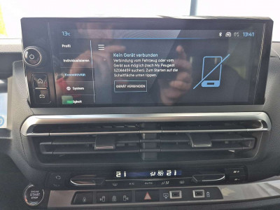 Peugeot Traveller Vorführwagen