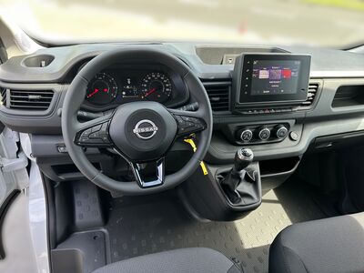 Nissan Primastar Tageszulassung