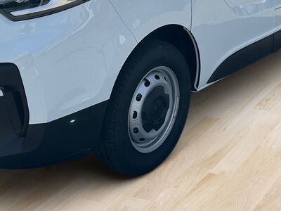Nissan Primastar Tageszulassung