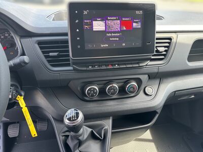 Nissan Primastar Tageszulassung