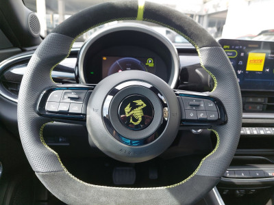 Abarth 600e Vorführwagen