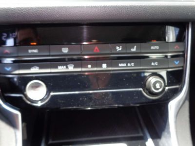 Jaguar XF Gebrauchtwagen