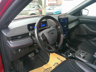 Ford Mustang Mach-E Gebrauchtwagen